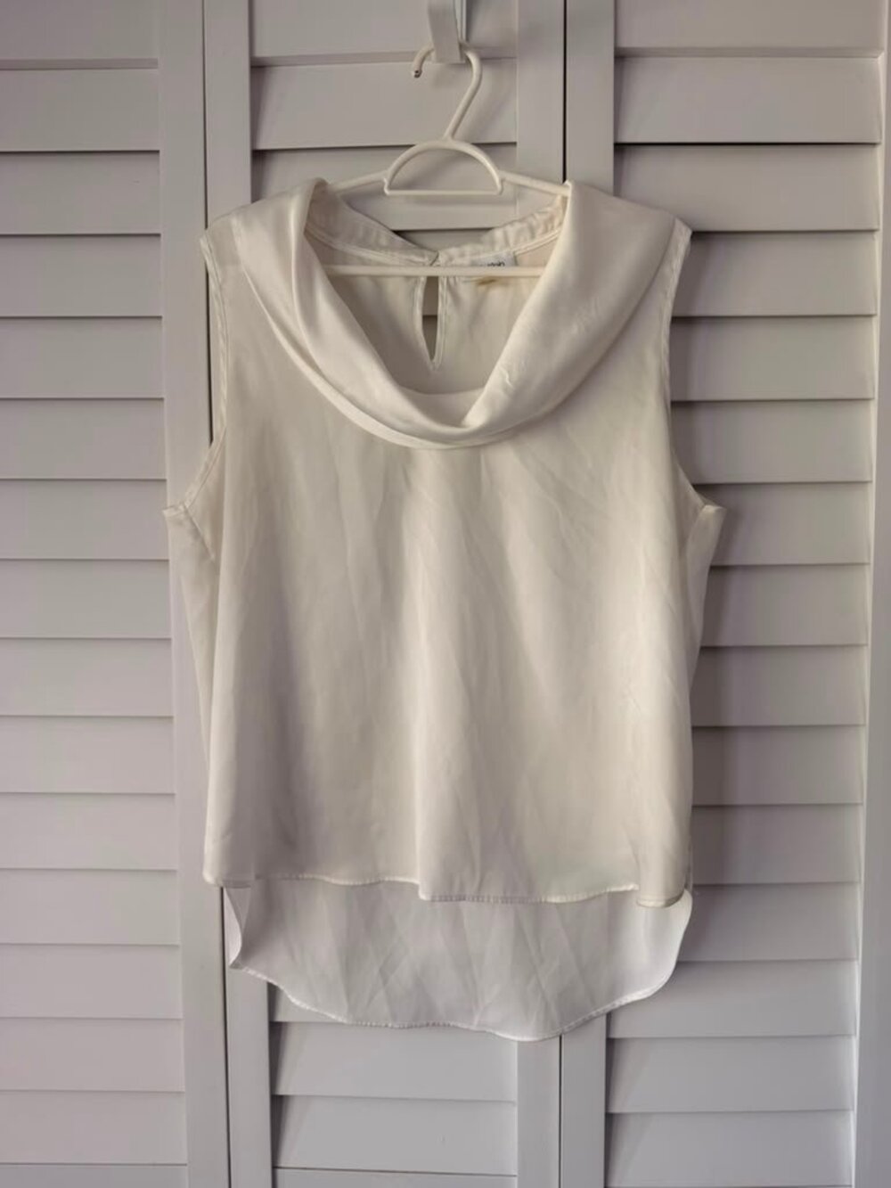 Calvin Klein White Sleeveless Blouse Women Large Satin Career Top - Picture 4 of 12